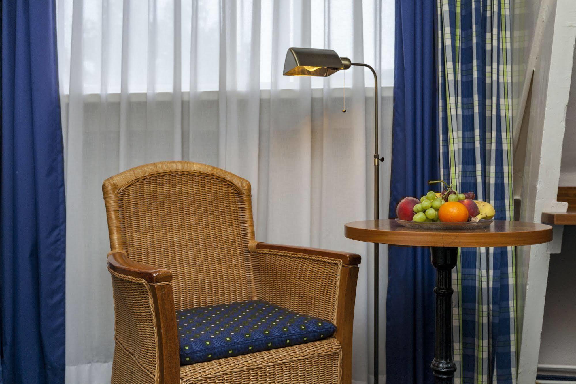 Hotel Ravel Χίλβερσουμ Εξωτερικό φωτογραφία