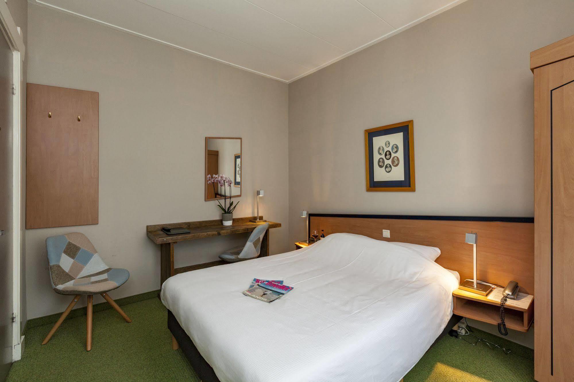 Hotel Ravel Χίλβερσουμ Εξωτερικό φωτογραφία